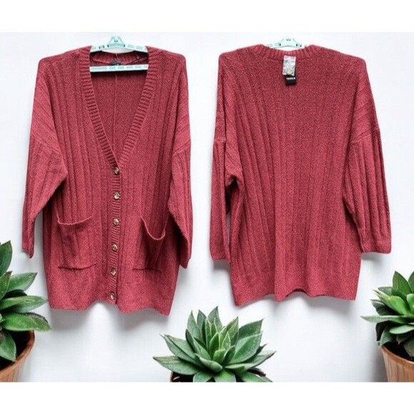 Torrid 3 Boyfriend Cardigan Sweater Rhubarb Red Vegan Cashmere Soft Cozy Pockets - Picture 2 of 16